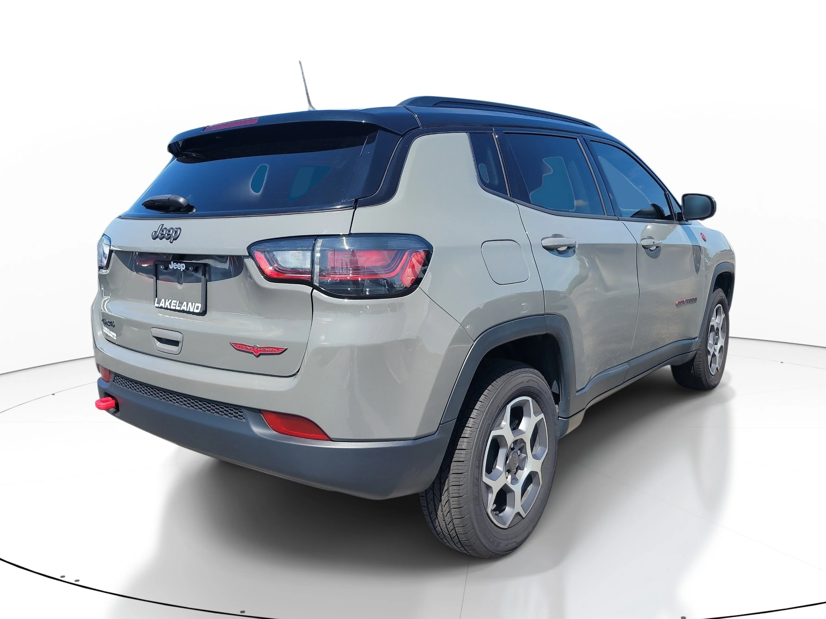 Used 2022 Sting-Gray Clearcoat Jeep Trailhawk image 4