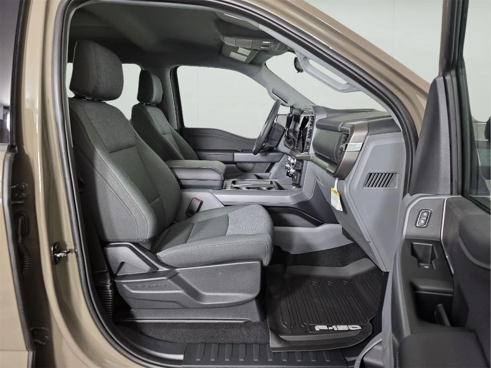 Used 2026 Marsh Gray Ford XLT image 21