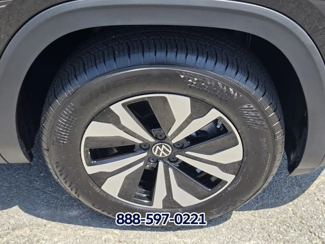 New 2026 BLACK Volkswagen 2.0T SE image 14