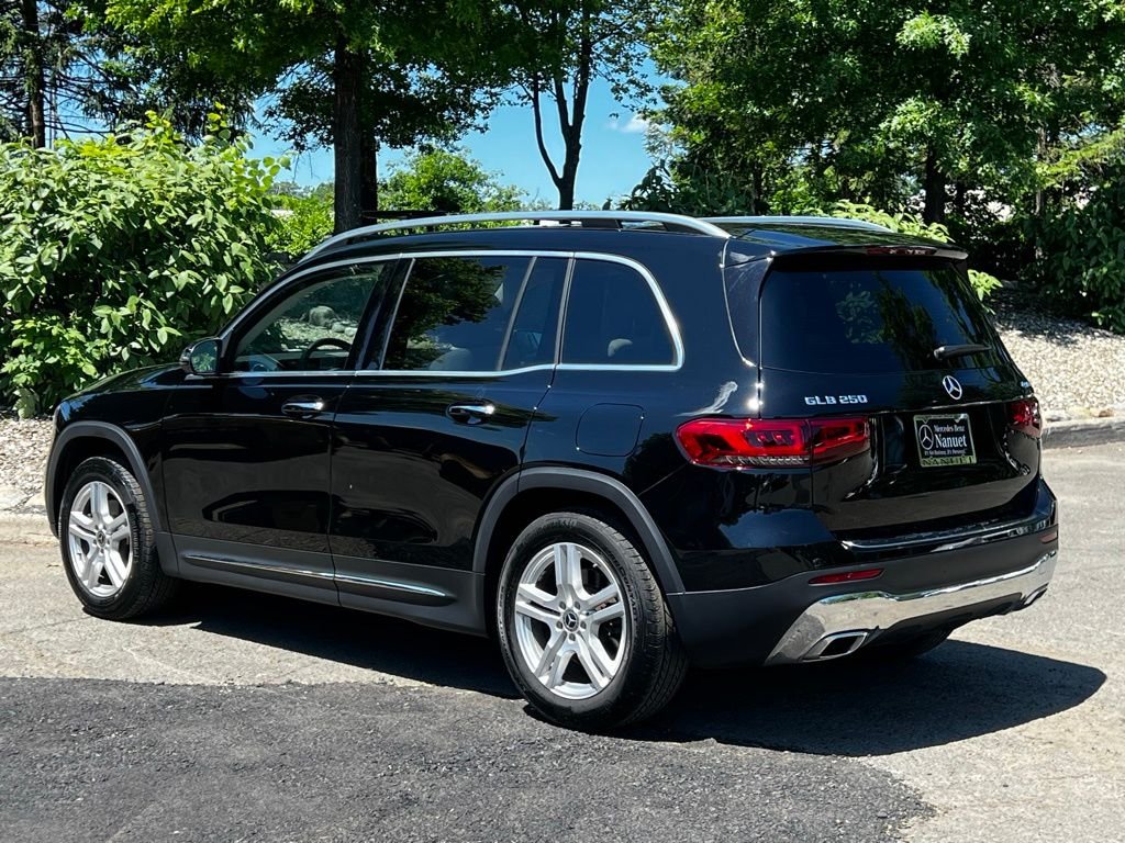 Certified Used 2022 Black Mercedes-Benz GLB 250 image 7
