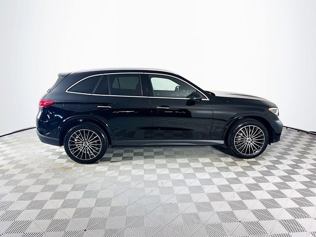 New 2026 Black Mercedes-Benz GLC 300 image 39