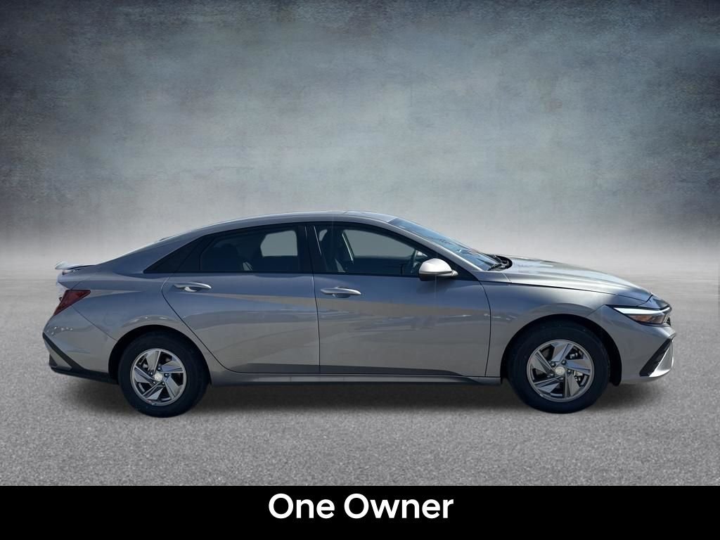 Certified Used 2026 Fluid Metal Hyundai SE image 7