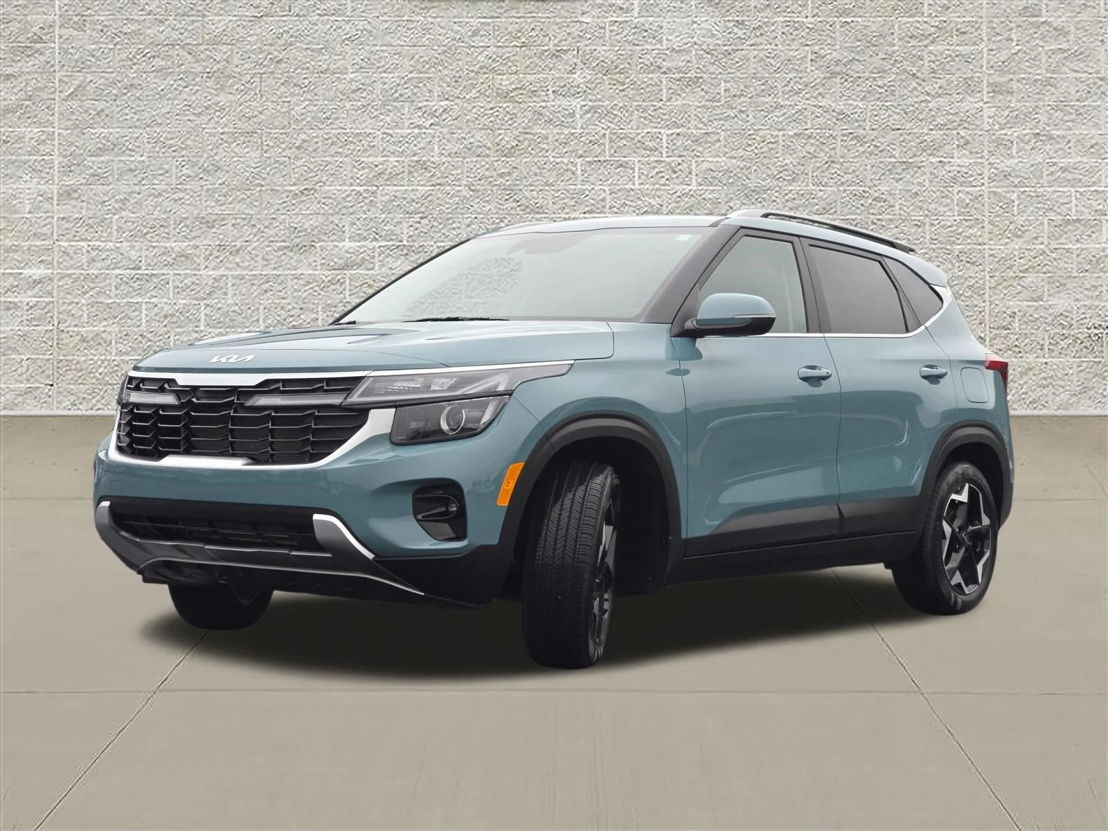 Used 2026 Pluton Blue Kia EX image 3