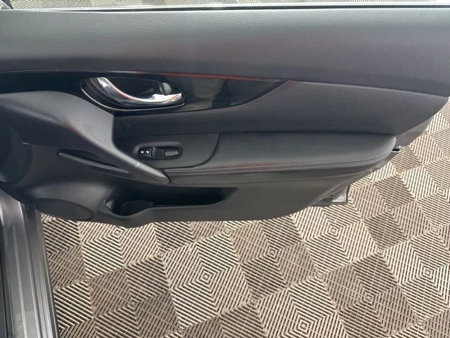 Used 2021 Gray Nissan SV image 19
