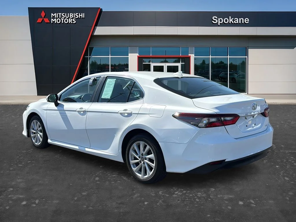 Used 2021 Super White Toyota LE image 5