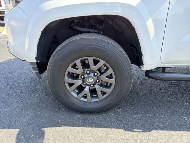 Used 2023 White Toyota SR5 V6 image 32