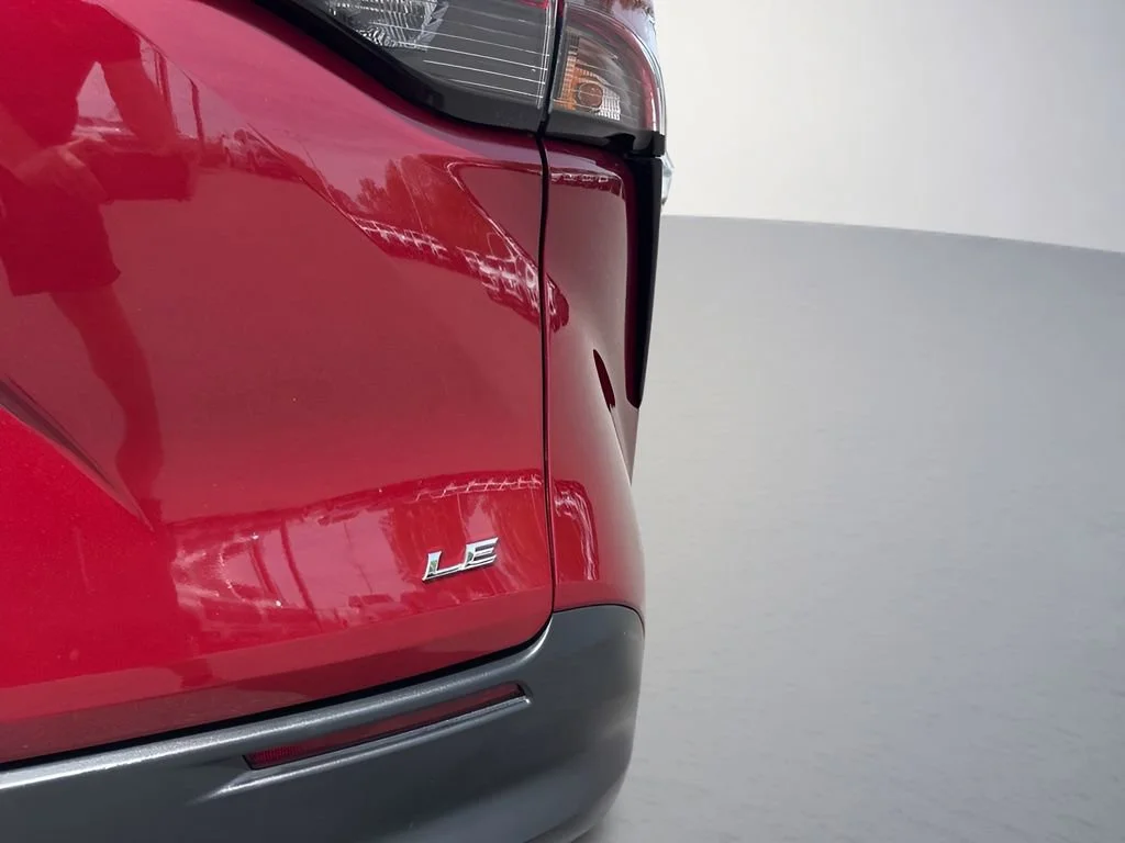 Used 2025 Ruby Flare Pearl Toyota LE image 32
