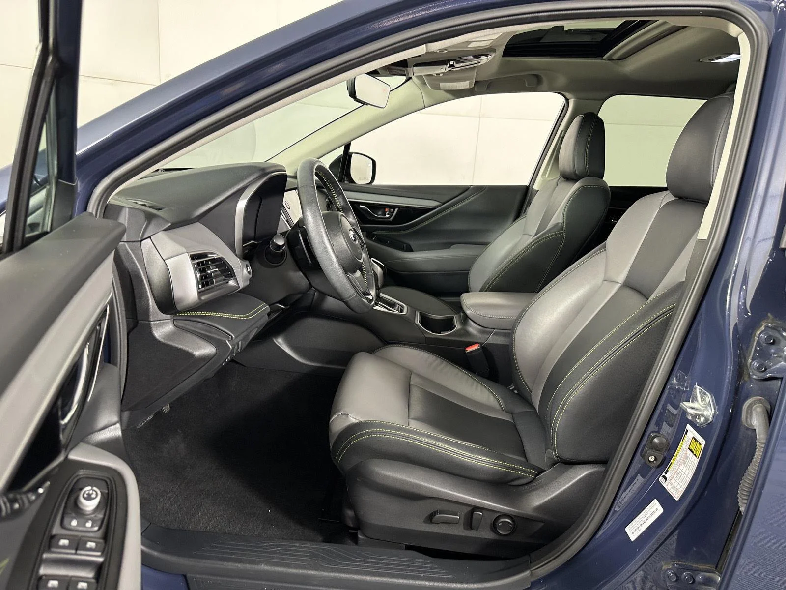 Used 2024 Cosmic Blue Pearl Subaru Onyx Edition image 11