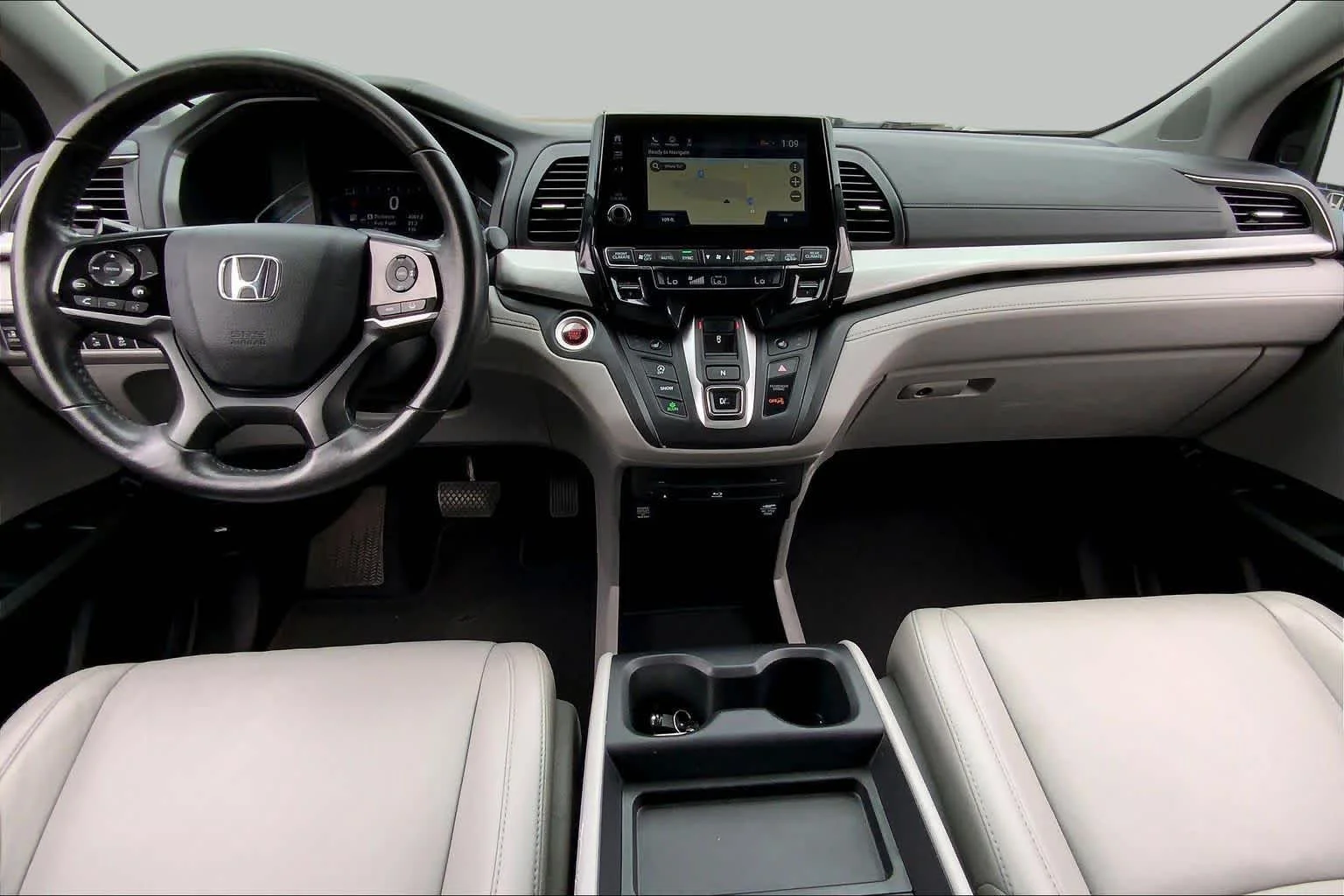 Certified Used 2018 Modern Steel Metallic Honda Touring image 16