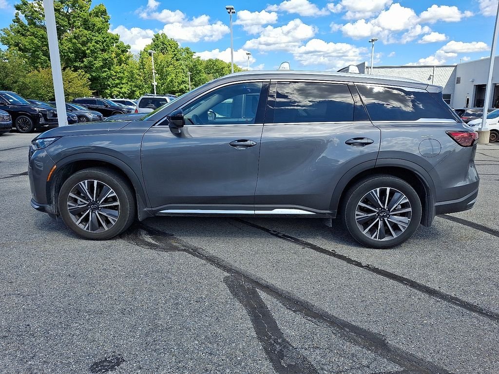 Used 2026 Gray INFINITI LUXE image 4