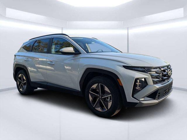New 2026 White Hyundai SEL FWD image 1