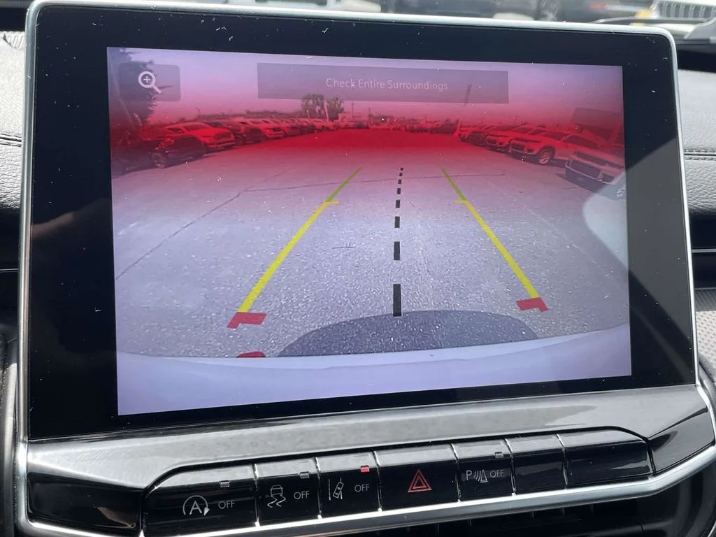 Certified Used 2025 White Jeep Trailhawk image 35