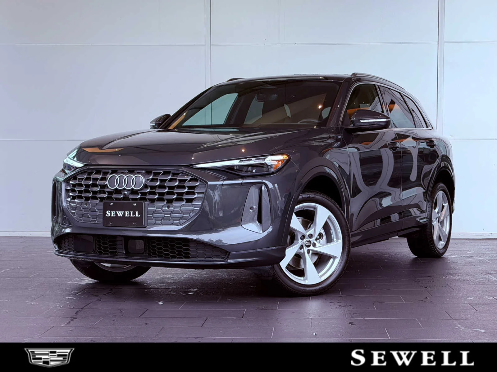 2025 Audi Q5 40 Premium Plus's photo