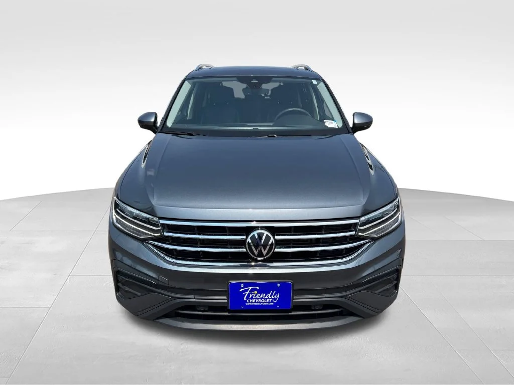 Used 2022 Gray Volkswagen 2.0T SE image 9