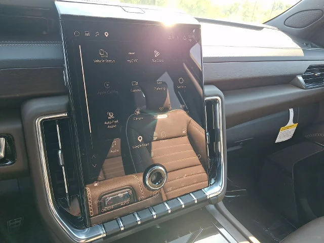 New 2026 Summit White GMC Denali Ultimate image 17