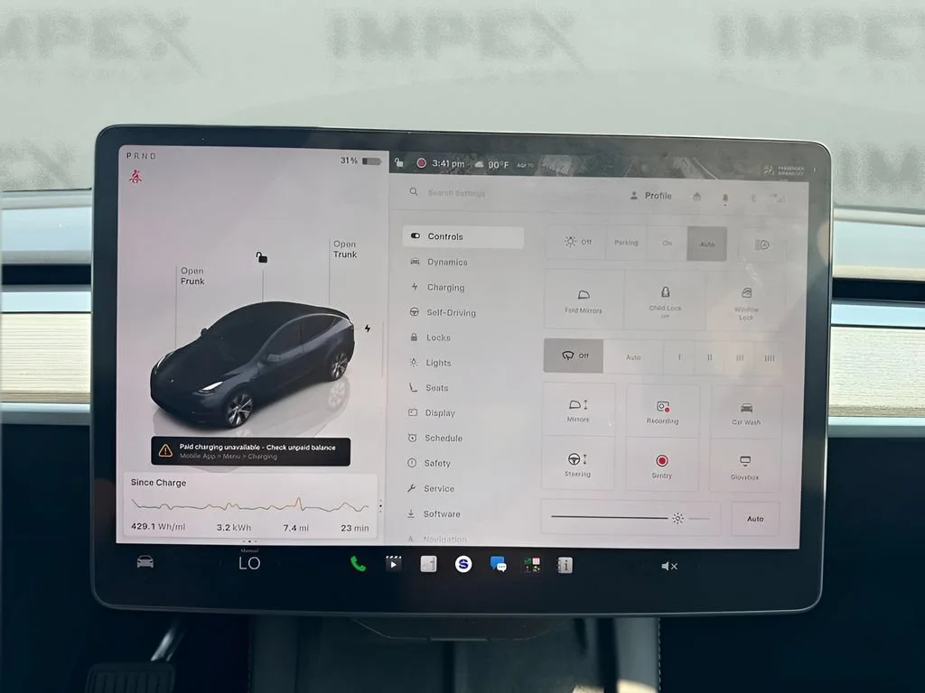 Used 2024  Tesla Long Range image 18