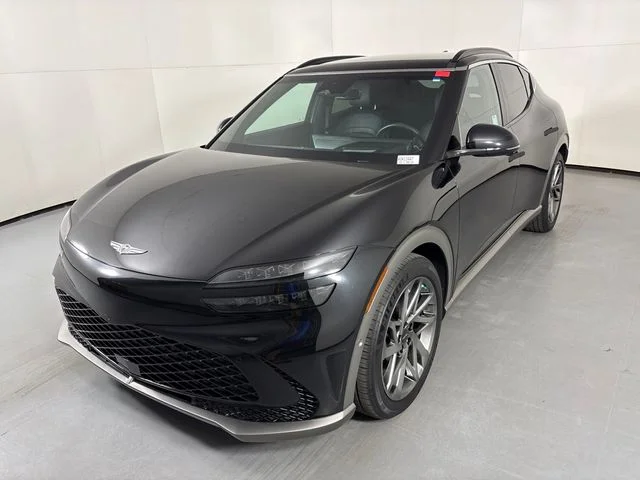 Used 2023 Black Genesis Advanced image 4