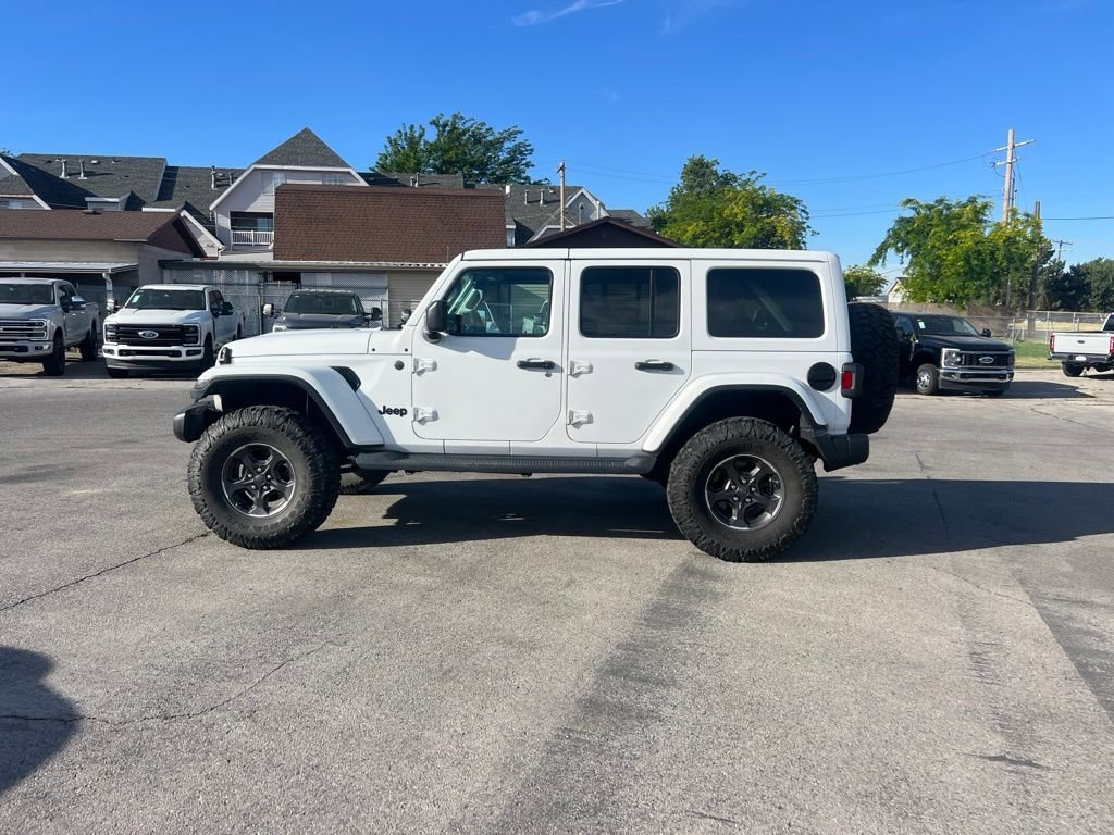 Used 2020 Bright White Clearcoat Jeep Unlimited Sahara image 10