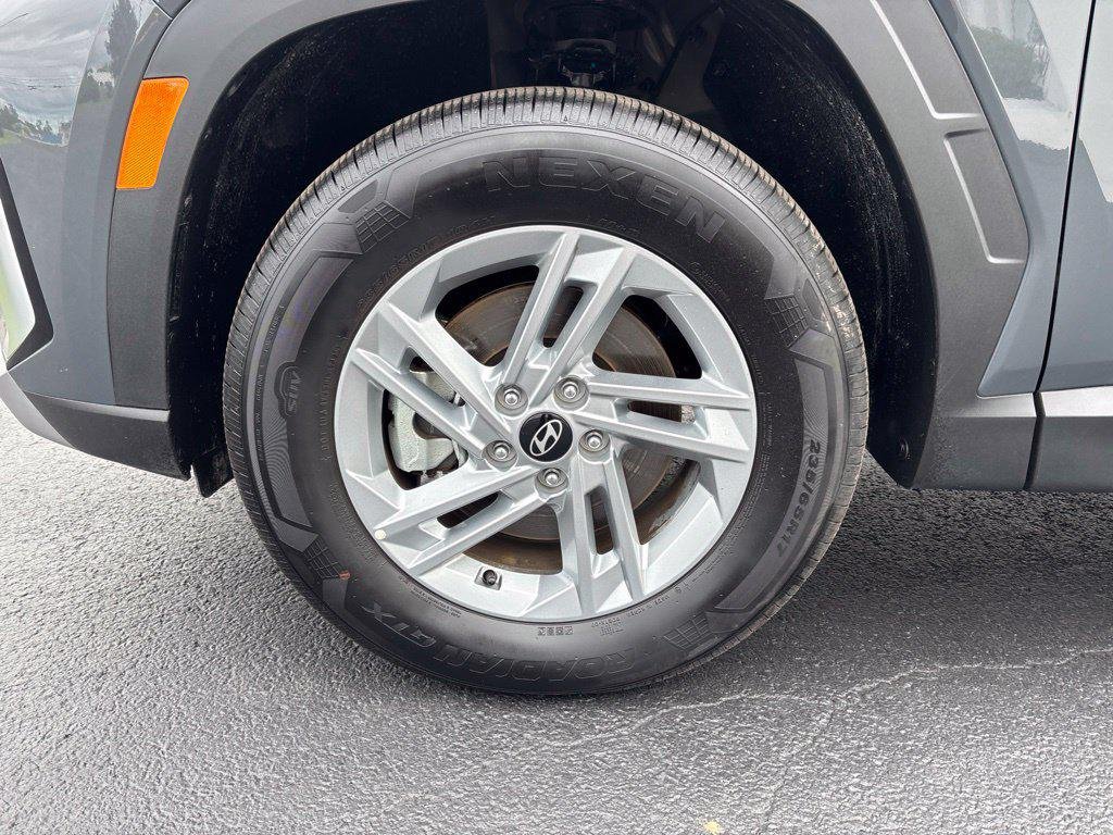 New 2026 Gray Hyundai SE AWD image 11