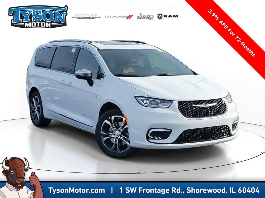 2026 Chrysler Pacifica Pinnacle AWD's photo
