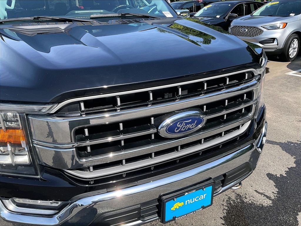 Used 2023 Black Ford Lariat image 31