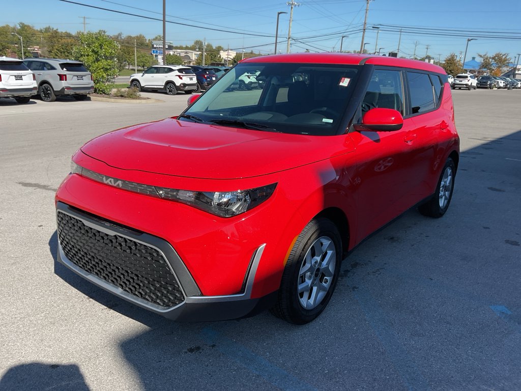 2025 Kia Soul S photo 2