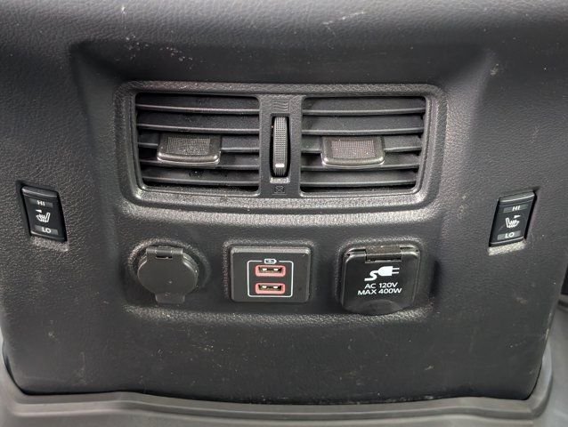 Used 2024  Nissan PRO-4X image 30