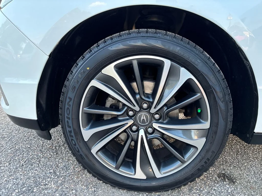 Used 2020  Acura Technology image 25