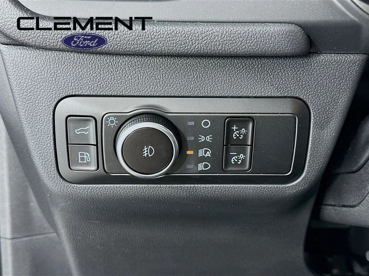 2025 Ford Escape Plug-in hybrid PHEV - Photo 13