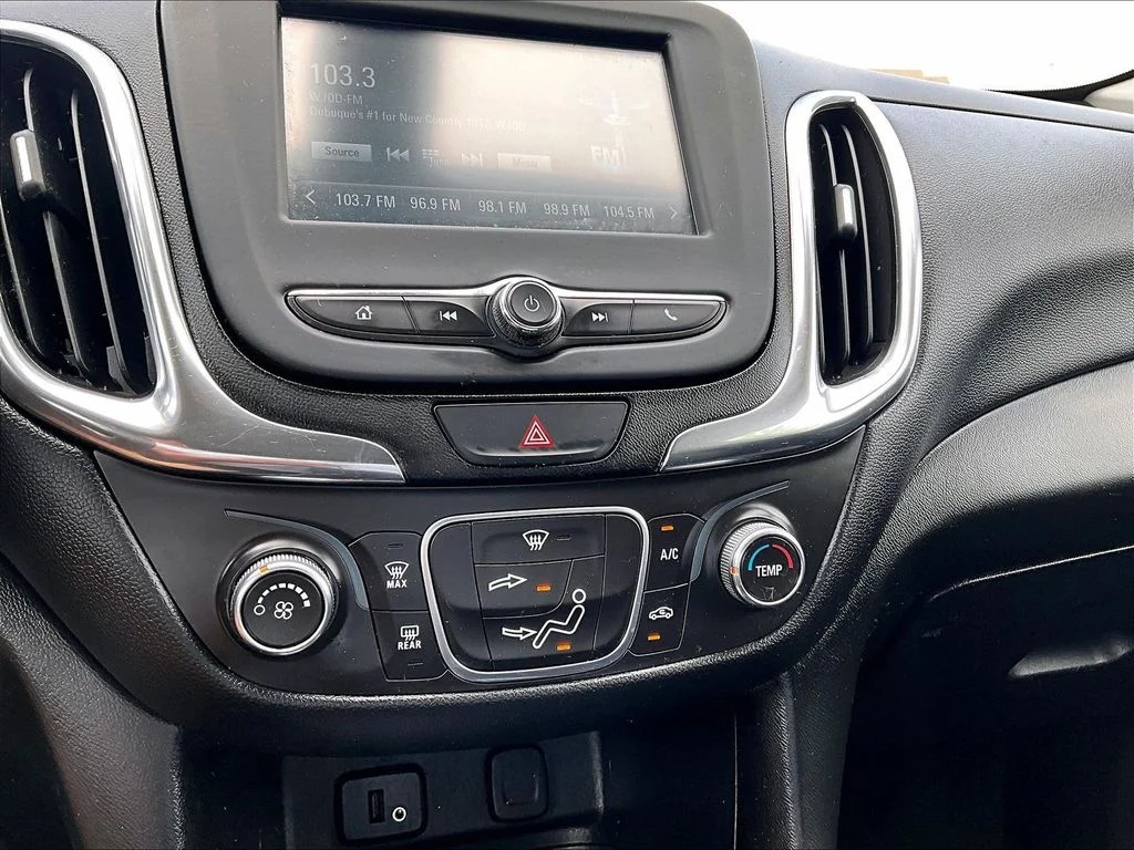 Used 2018 Silver Chevrolet LT image 20