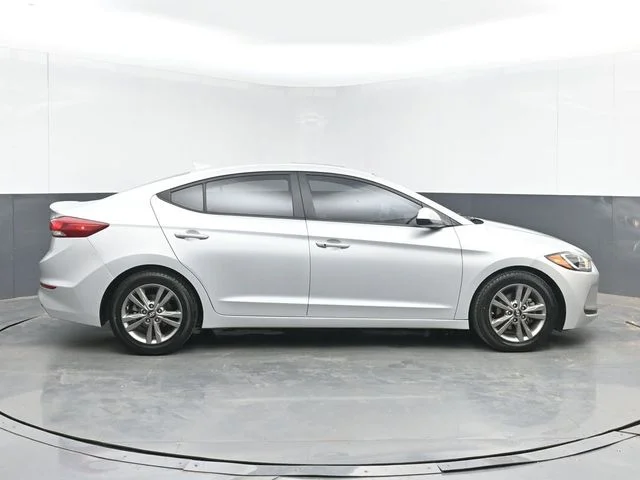 Used 2018 Silver Hyundai Value Edition image 11