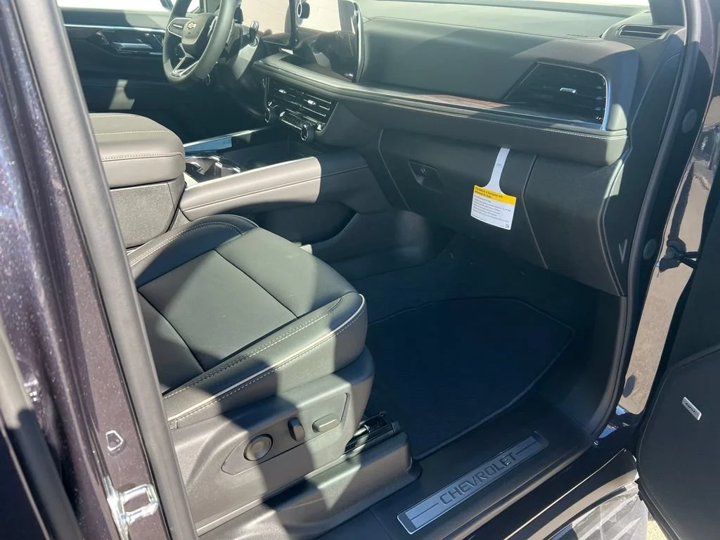 New 2026 Dark Ash Metallic Chevrolet Premier image 35