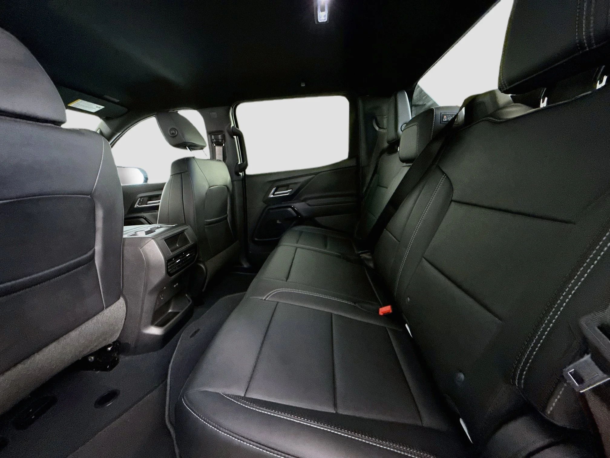Used 2026 Summit White Chevrolet LT - Extended Range image 26