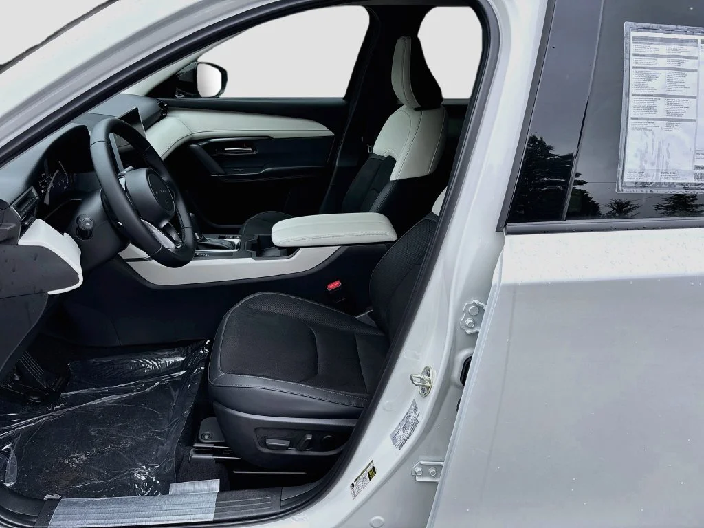 New 2026 Rhodium White Metallic Mazda 2.5 S Preferred AWD image 22