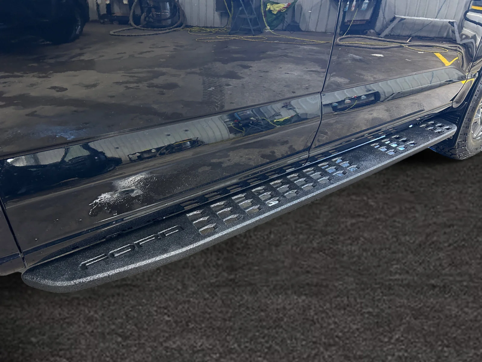 New 2026 Agate Black Metallic Ford Tremor image 11