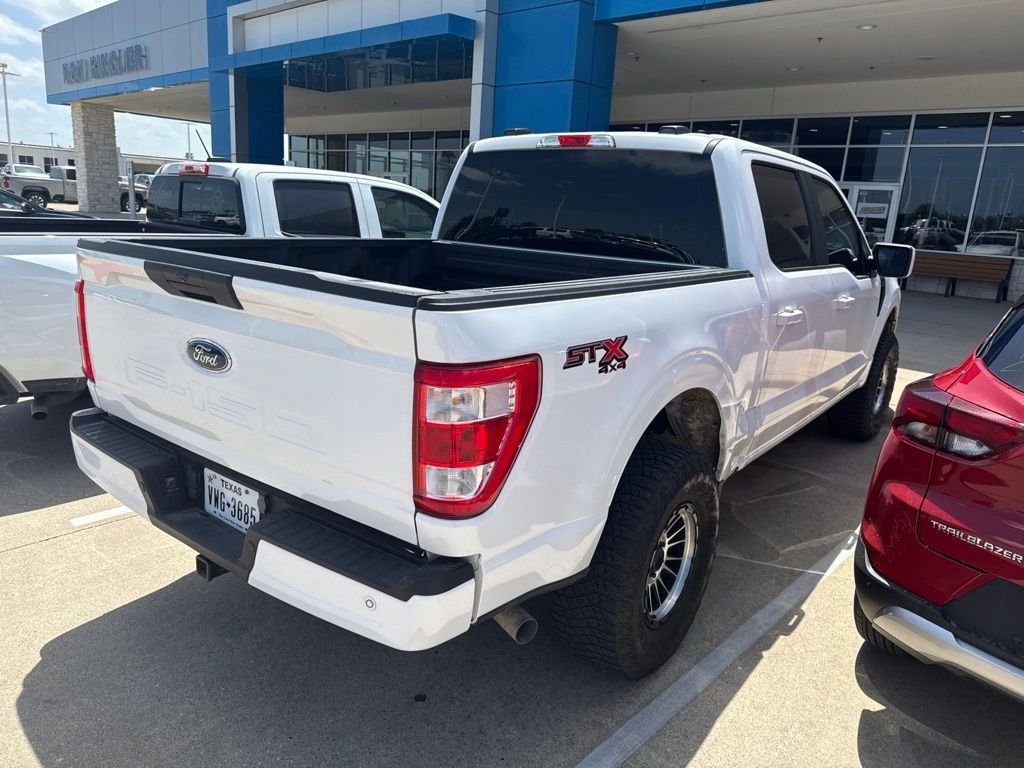 Used 2023 White Ford XL image 3