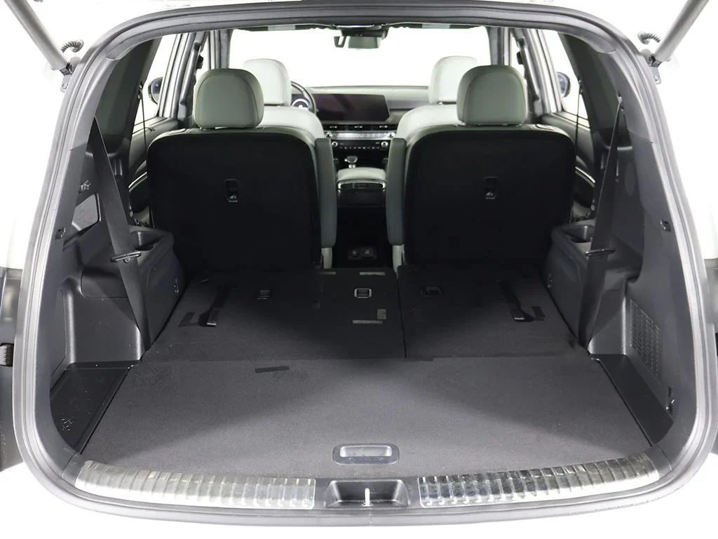 Used 2024 White Kia SX-Prestige X-Line image 24