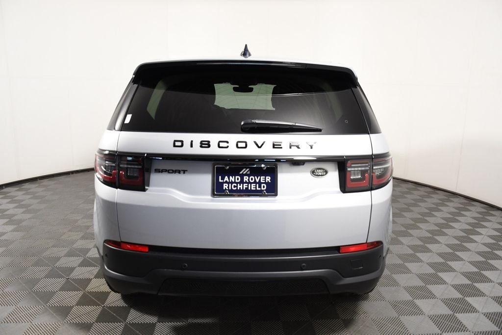 Used 2023 Hakuba Silver Metallic Land Rover S image 5
