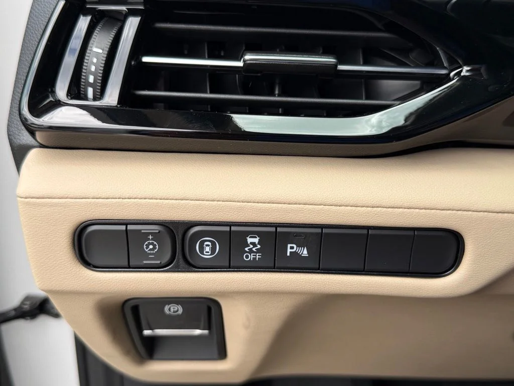 New 2026 Platinum White Pearl Acura Technology Package image 26