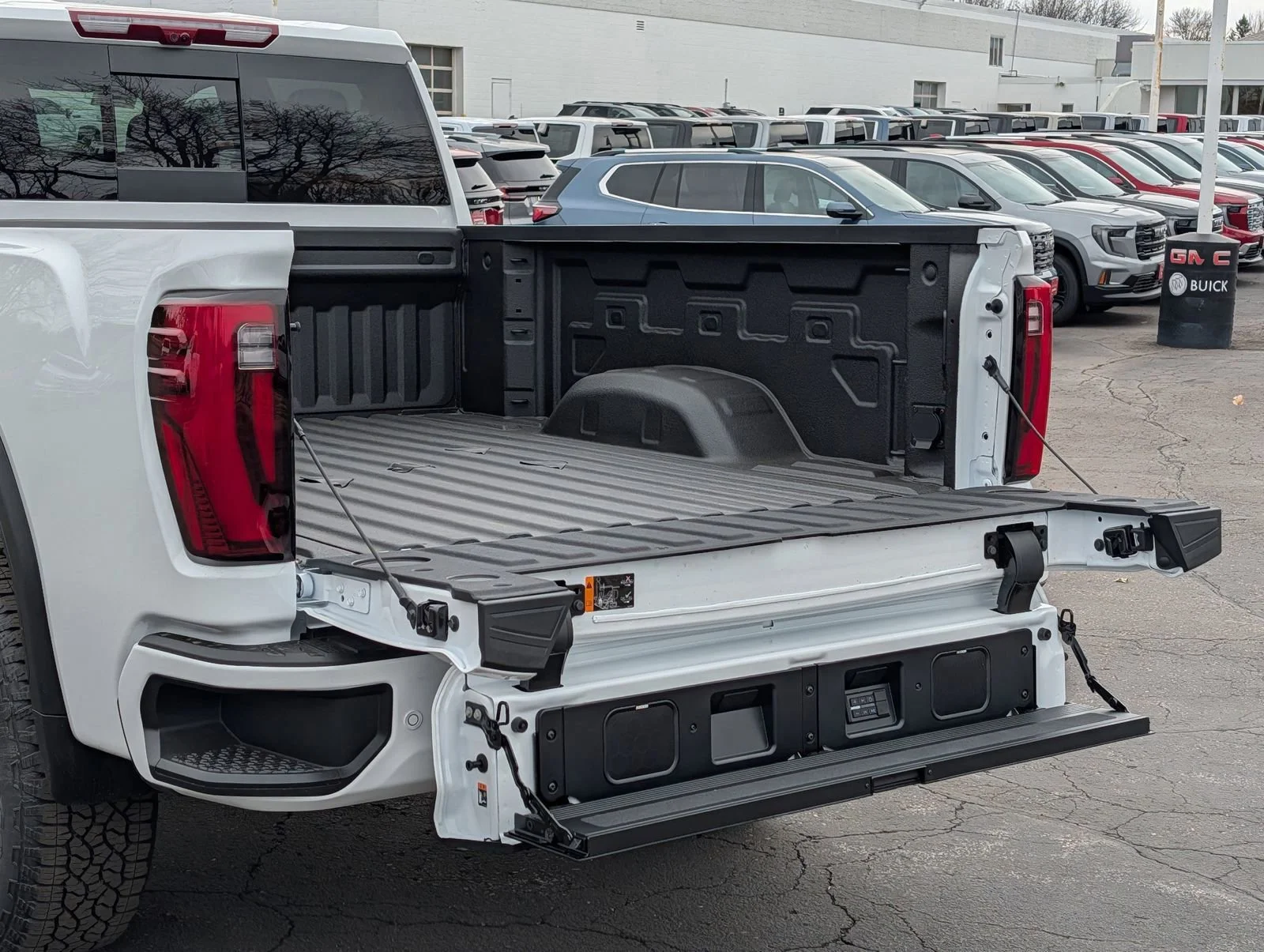 2026 GMC Sierra 2500HD Denali Ultimate - Photo 6
