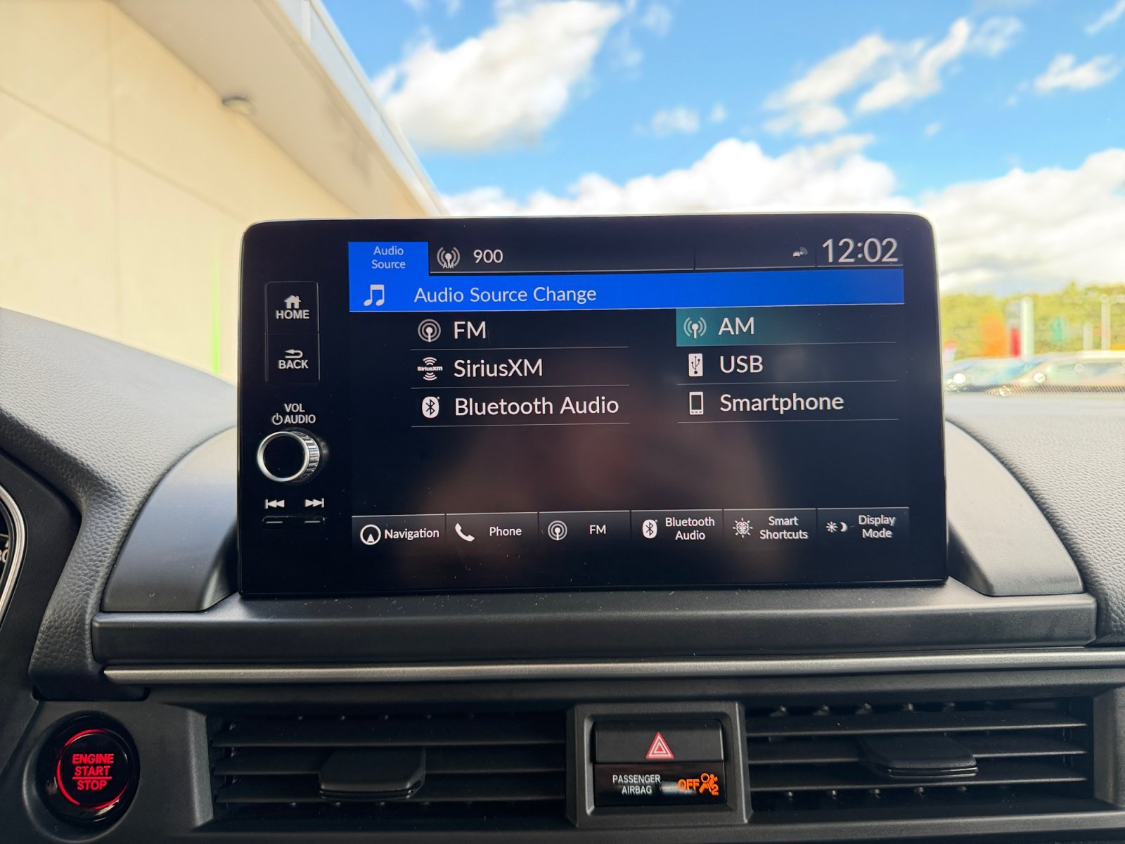 Certified Used 2025 Platinum White Pearl Honda Touring image 19