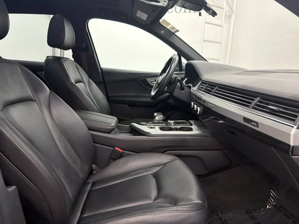 Used 2019 Gray Audi 45 Premium image 35