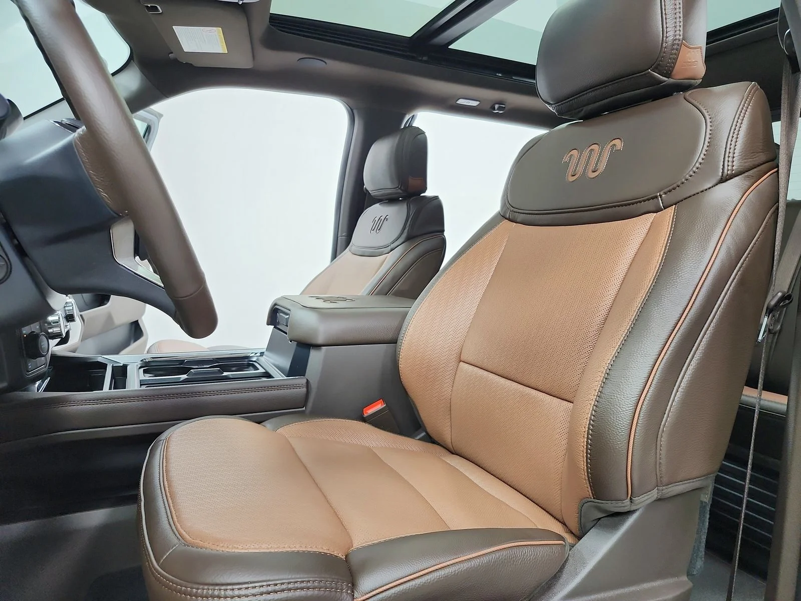 New 2026 Glacier Gray Metallic Tri-Coat Ford F-250® King Ranch® image 19
