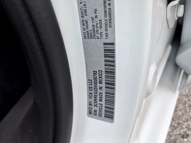 New 2027 Bright White Clear-Coat Exterior Paint RAM Express image 19