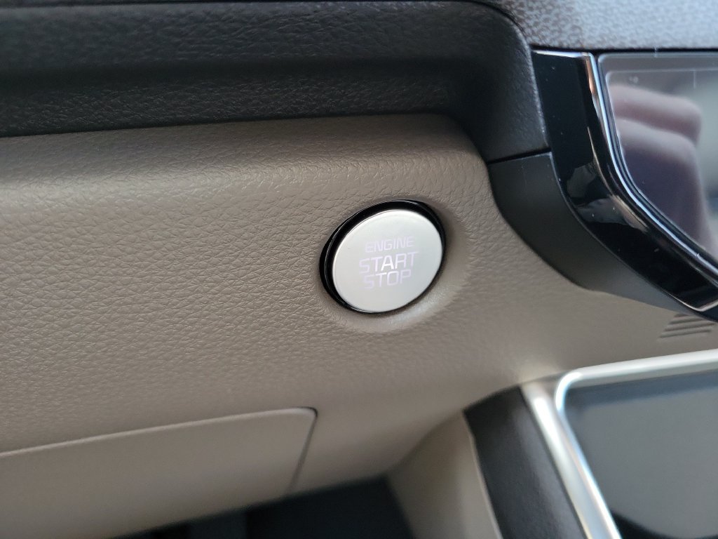 New 2027 Iceberg Green Kia EX image 30