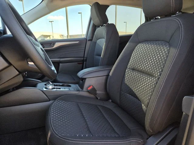 New 2026 Agate Black Metallic Ford Active® image 30
