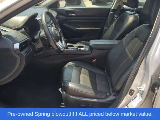 Used 2020 Silver Nissan 2.5 SR image 23