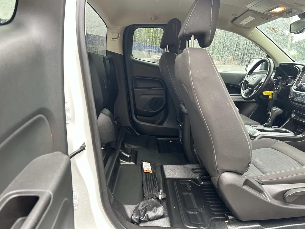 Used 2021 White Chevrolet LT image 16