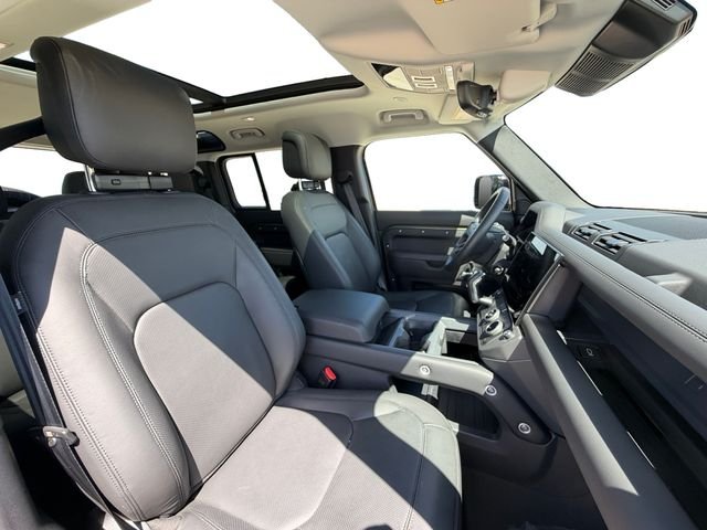 Certified Used 2026 Green Land Rover X-Dynamic SE image 16