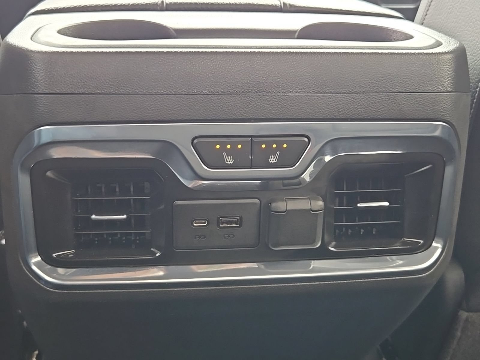 Used 2021 ONYX BLACK GMC Denali image 24